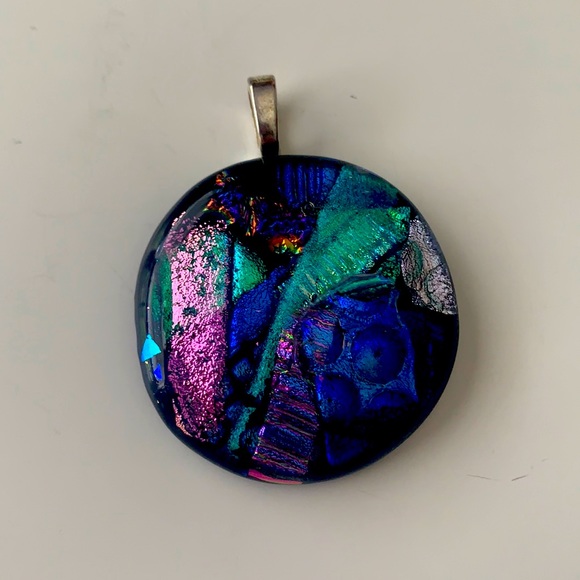 Dichroic glass pendant - Picture 1 of 2